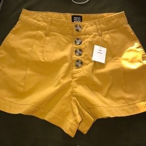 URBAN OUTFITTERS BDG SHORTS